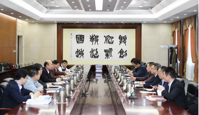 冯永强会见上海电气集团副总裁吕亚臣、陈干锦一行